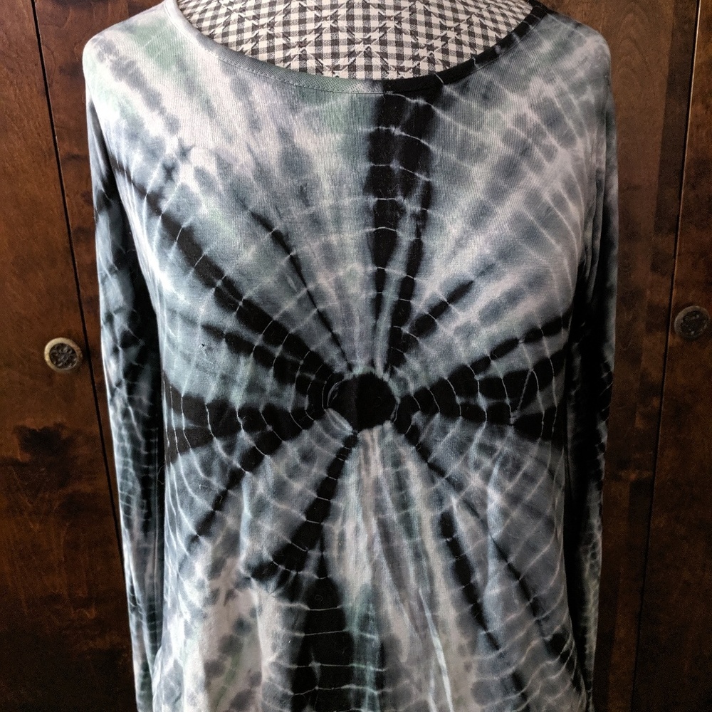 Tractr Long Sleeve Top